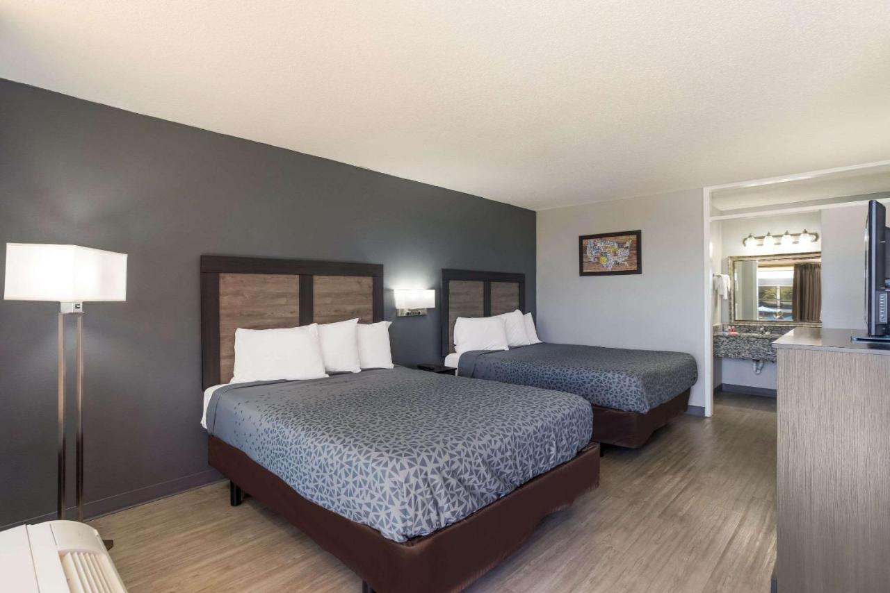 Econo Lodge Кейв Сити Екстериор снимка