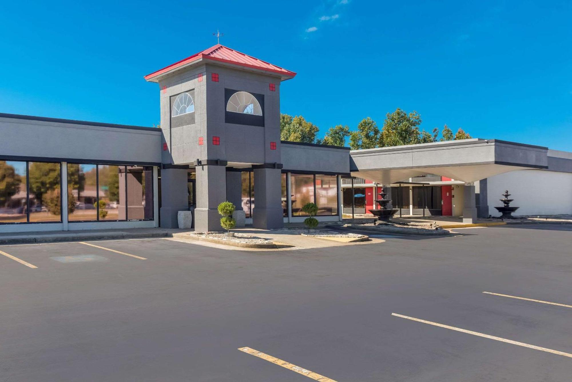 Econo Lodge Кейв Сити Екстериор снимка